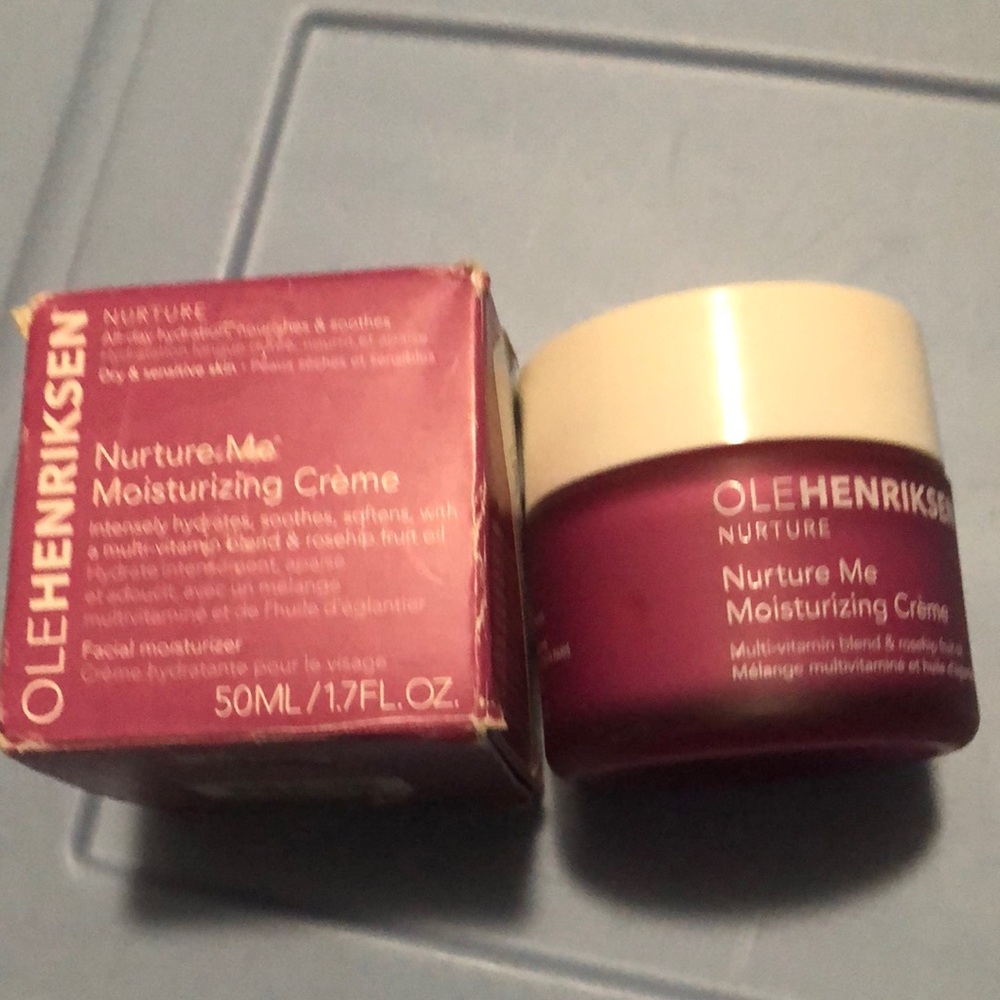 OLEHENRIKSEN
NURTURE
Nurture Me
Moisturizing Crème 1.7 oz